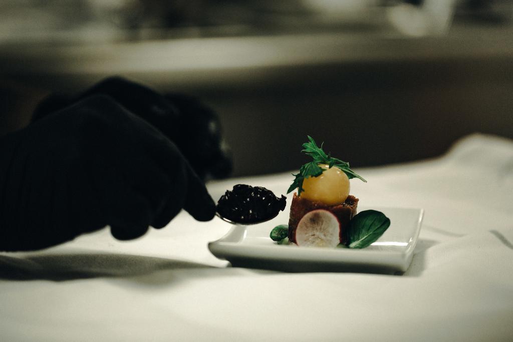 Iris Porsche Hotel & Restaurant Мондзее Екстериор снимка