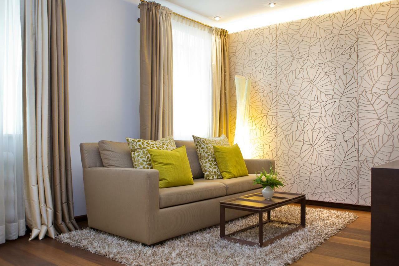 Iris Porsche Hotel & Restaurant Мондзее Екстериор снимка